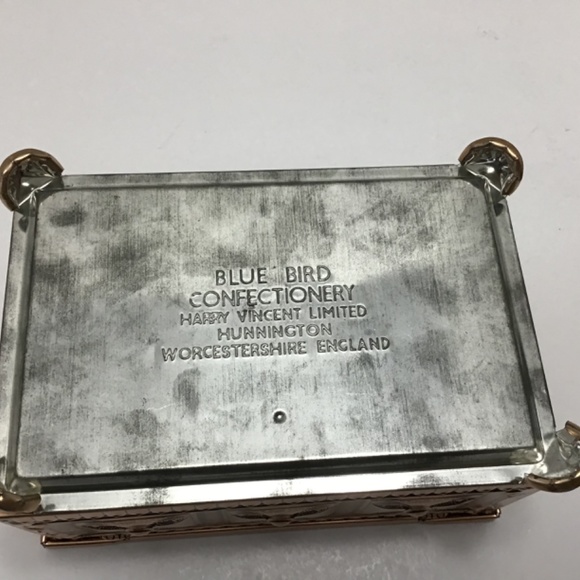 BLUE BIRD Confectionery Vintage Tin: "Prince's Hasped Chest w/ Money Slot" - Picture 7 of 7